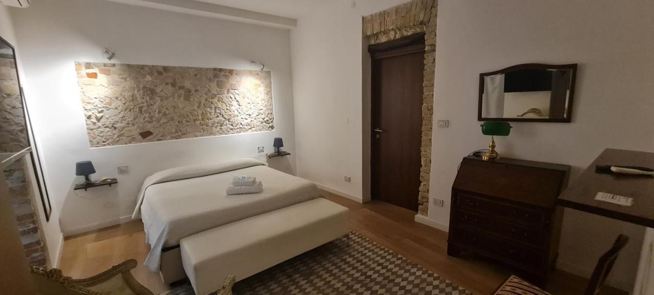 Beni Benius Hotell Cagliari Exteriör bild