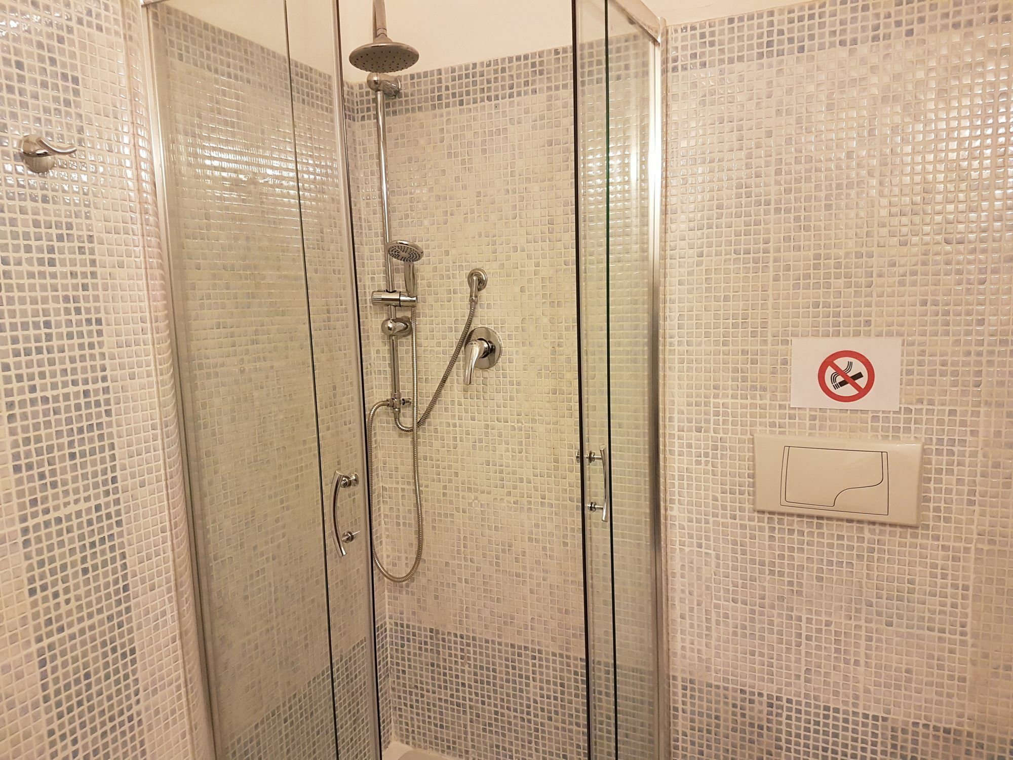 Beni Benius Hotell Cagliari Exteriör bild