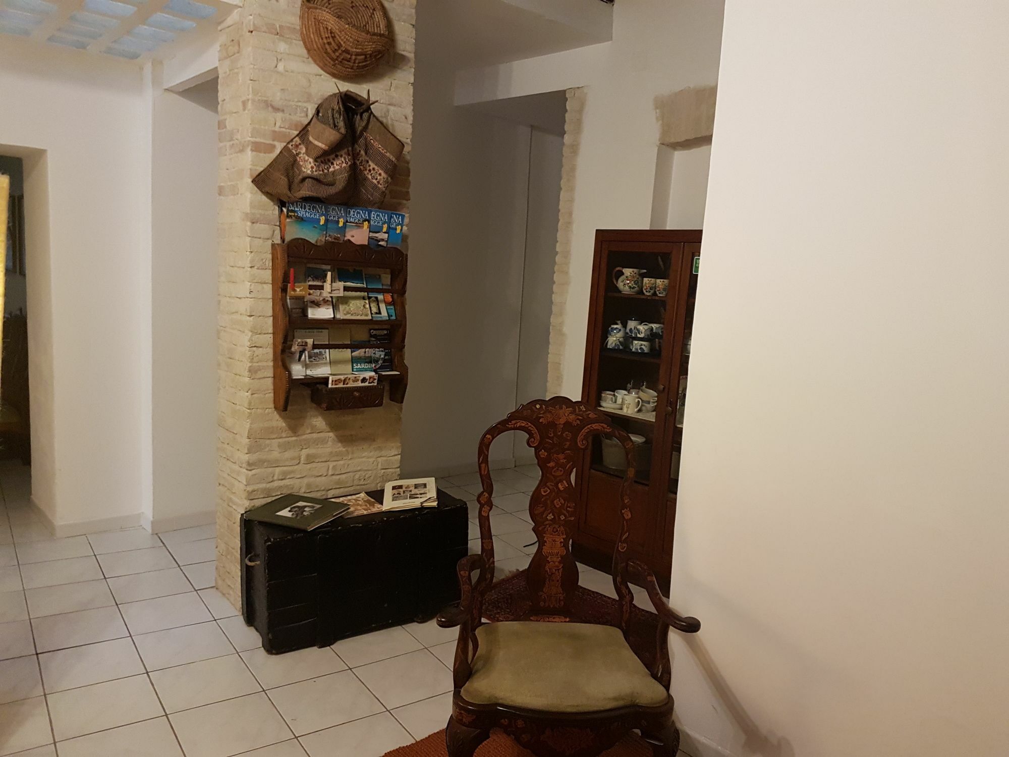 Beni Benius Hotell Cagliari Exteriör bild