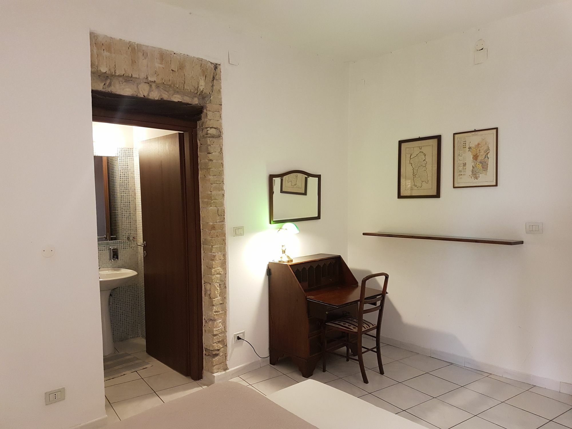 Beni Benius Hotell Cagliari Exteriör bild